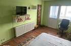Vand apartament 2 camere.
