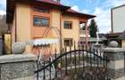 Casa cu 6 camere, garaj ?i mansarda utila - 9
