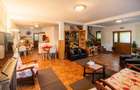 Casă individuală cu 10 camere cu Teren 1742 Mp în Central - 56
