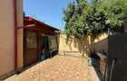 Casă cu 5 camere cu Teren 317 Mp în 8 Martie - 2