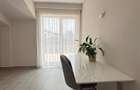 Apartament cu 3 camere decomandat în Tractorul - 19