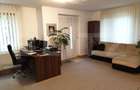 Apartament cu 3 camere decomandat în Andrei Mureșanu - 2