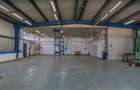 Spațiu industrial, de 330 mp, în Uzina 2 - 3