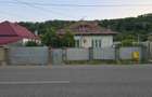 Casa batraneasca + teren de vanzare in Targu Ocna, strada Tisesti - 5