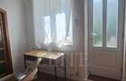 Apartament cu 3 camere semidecomandat în Central - 24