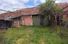 Casa 2 camere, baie, bucatrie - casa se vinde cu anexe gospodaresti si teren de 5000 mp, livada prun - 7