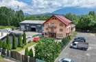 Casă cu 10 camere cu Canalizare în Central - 9