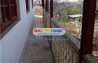 Vanzare imobil intreg\/ Spatiu Comercial\/ Hala Baicoi Prahova - 8