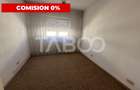 Apartament cu 4 camere decomandat în Periferie - 2