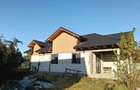 Casă cu Teren 300 Mp în Vadu Sorești - 1