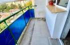 Apartament 2 camere, bloc caramida, Calea Bucuresti-Institut, sud, acoperis nou