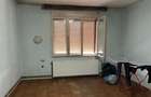 Casă cu 6 camere în Central - 7 Casă cu 6 camere în Central - 7