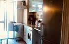 Apartament cu 3 camere decomandat în P-ța Victoriei - 10 Apartament cu 3 camere decomandat în P-ța Victoriei - 10