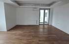 Apartament 4 camere Damaroaia Petrom City - 1