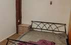 Inchiriez apartament in curte (vila)150 mp - 5