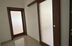 Apartament cu 3 camere decomandat în Aeroport - 2