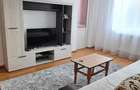 Apartament cu 4 camere decomandat în Abator - 3