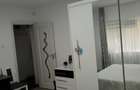 vand apartament 4 camere zona centru Resita - 1