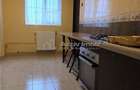 Apartament spatios cu 4 camere si 2 bai - in zona linistita - aproap - 6