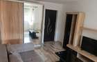 Apartament cu 2 camere semidecomandat în P-ța Victoriei - 2