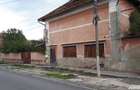 Casă cu 5 camere în Dumbrăveni - 1