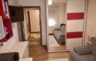 Apartament cu 3 camere decomandat în Tractorul - 7