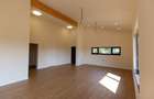 Casă cu 4 camere cu Teren 706 Mp în Central - 9 Casă cu 4 camere cu Teren 706 Mp în Central - 9