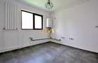 Duplex cu 3 camere cu Garaj în Central - 7