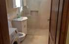 Apartament cu 3 camere semidecomandat în Central - 8