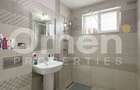 Apartament cu 3 camere decomandat în Independenței - 9