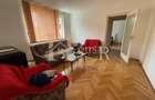 Apartament cu 3 camere semidecomandat în Central - 1