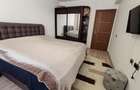 Apartament cu 3 camere decomandat în Tractorul - 7