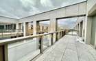 Apartament cu 4 camere decomandat în Pipera - 12