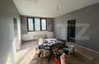 Casă cu 2 camere cu Teren 4300 Mp în Central - 9