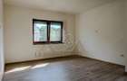 Casă cu 5 camere în Dumbrăvița - 12