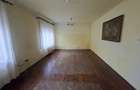 Vand apartament 3 camere, etaj casa - 6