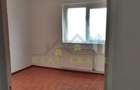 Apartament cu 4 camere decomandat în Județean - 3