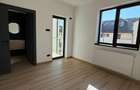 Duplex cu 5 camere cu Canalizare în Olteniței - 13