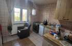 Apartament cu 4 camere decomandat în Trafic Greu - 2