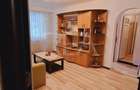 Apartament cu 3 camere semidecomandat în Rahova - 3