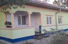 Vand 2 case ,comuna vartoape, 50 mp fiecare, teren 2000mp - 7