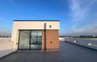 The Class Villas 3 casa 4 camere - 11
