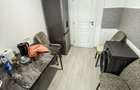 Apartament 2 camere, renovat Zona Micro 17, Etaj 3 - 5