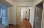 Apartament cu 3 camere decomandat în P-ța Unirii - 3