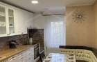 Apartament cu 3 camere decomandat în Între Lacuri - 1