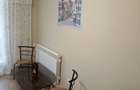 Inchiriez apartament, doua camere, etajul 1. - 5