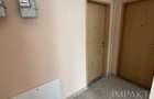 De inchiriat apartament doua camere, decomandat- Barc - 6