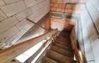 Casă cu 5 camere cu Garaj în Vânători - 10