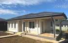 Casă individuală cu 3 camere cu Canalizare în Bucium - 1