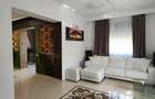 Apartament cu 3 camere decomandat în Central - 1